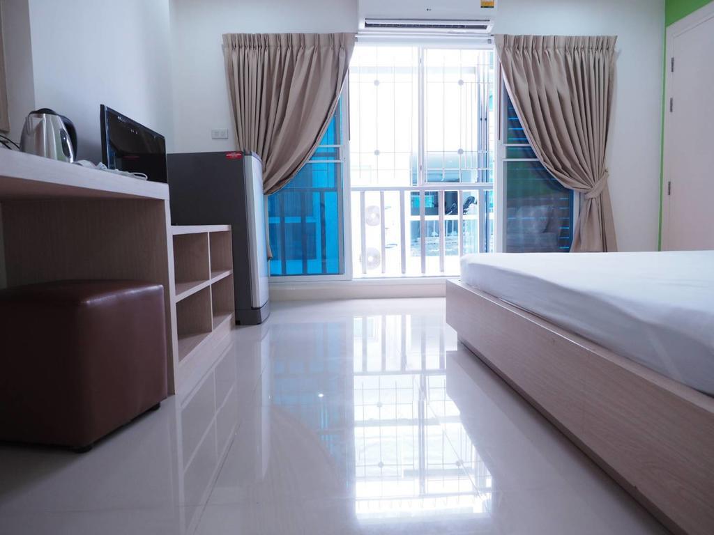 Baan Mek Mok Apartment Bangkok Ngoại thất bức ảnh