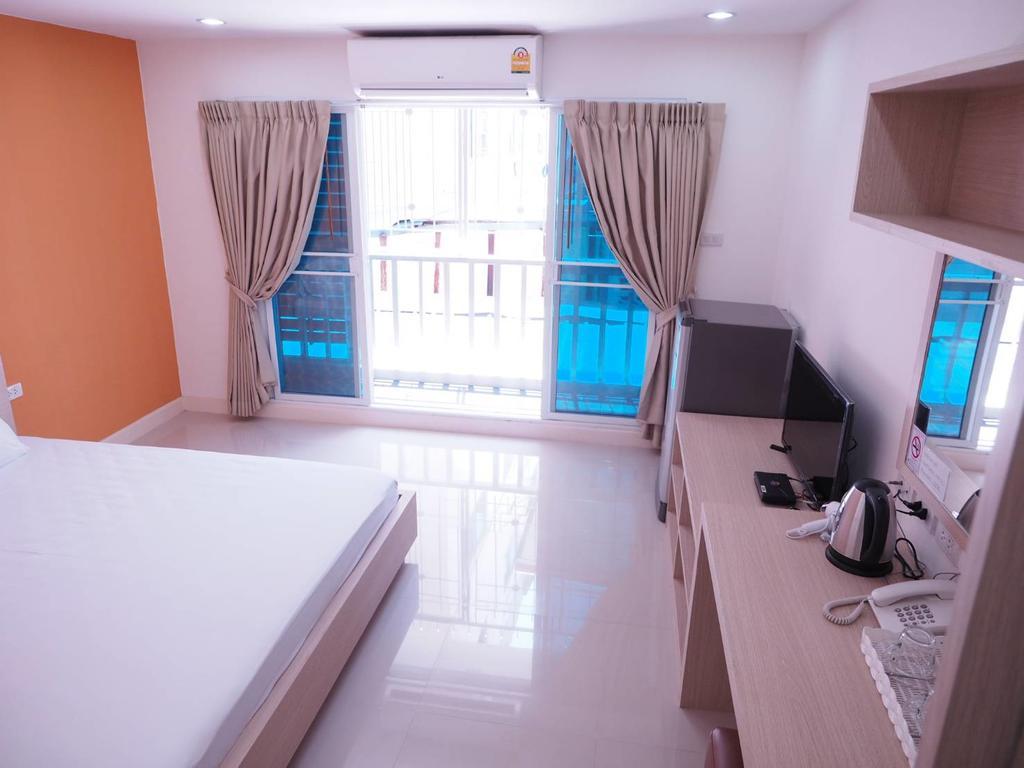 Baan Mek Mok Apartment Bangkok Ngoại thất bức ảnh